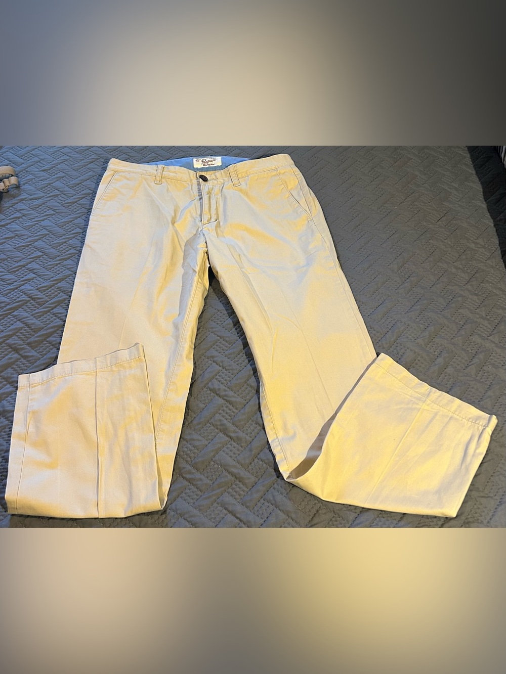 Men’s Original Penguin Light beige pants Size 33”X32”